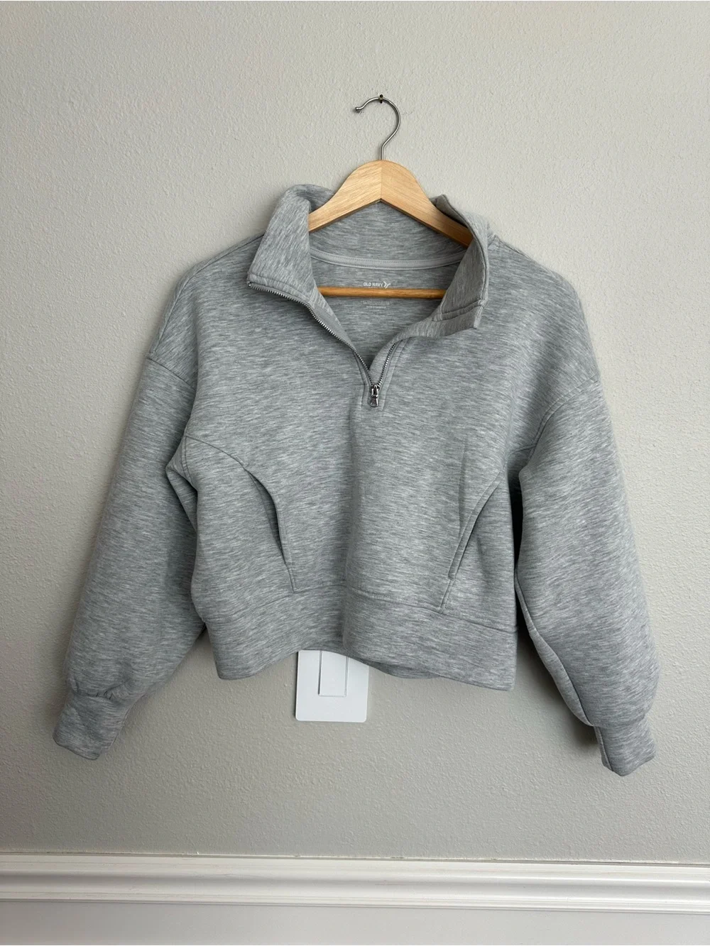 Old Navy Light Gray Cropped Quarter-Zip Pullover